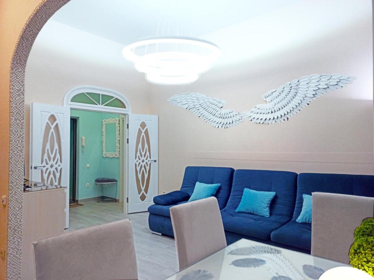 Apartment Luxury Centre Located Київ Екстер'єр фото