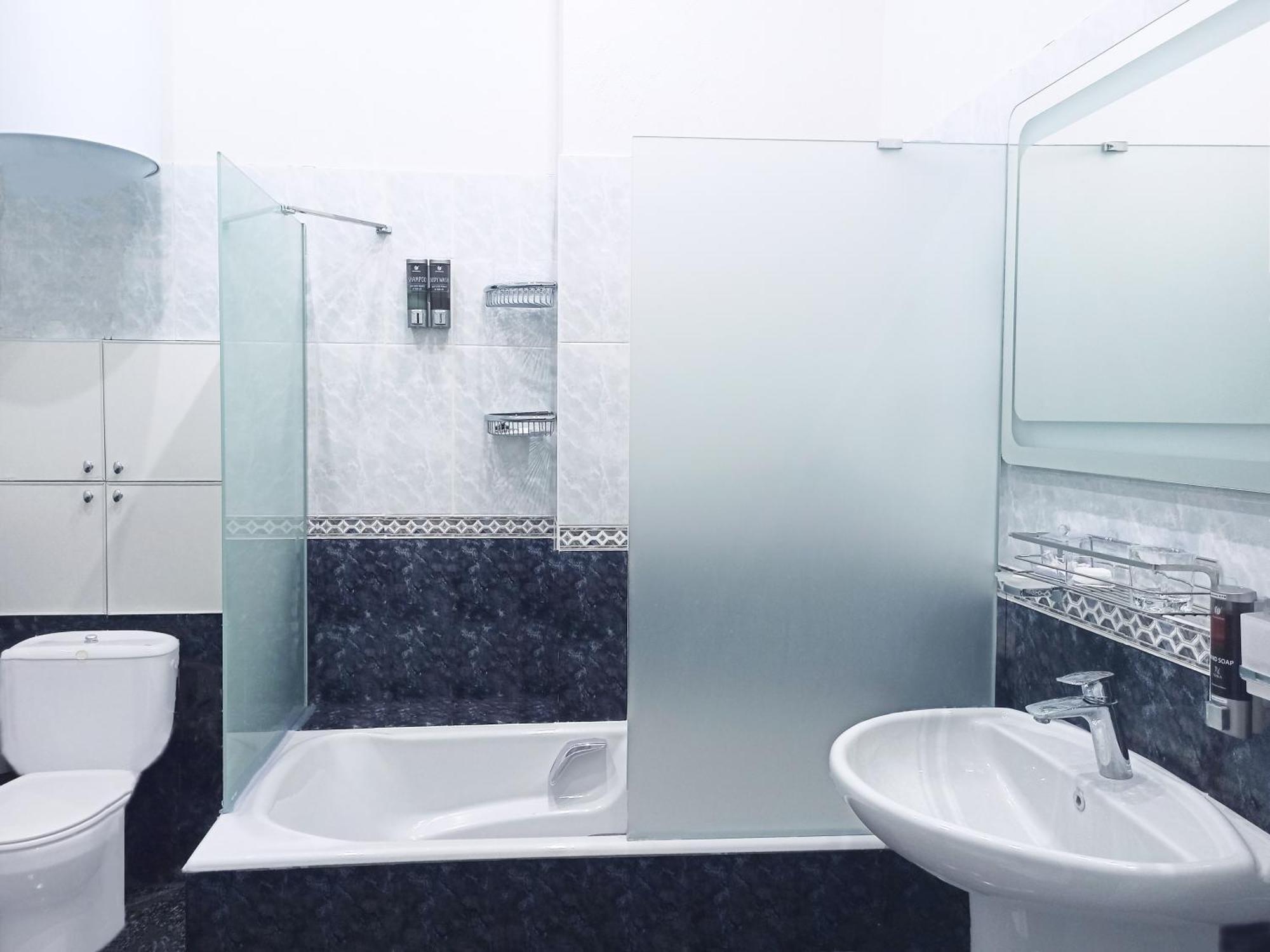 Apartment Luxury Centre Located Київ Екстер'єр фото